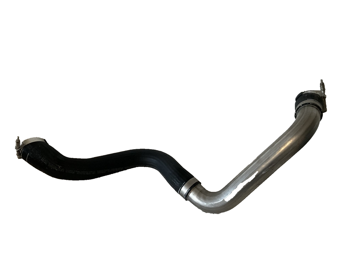 2020 Sierra 2500 6.6 GM Charge Air Cooler Inlet Air Hose 84870726