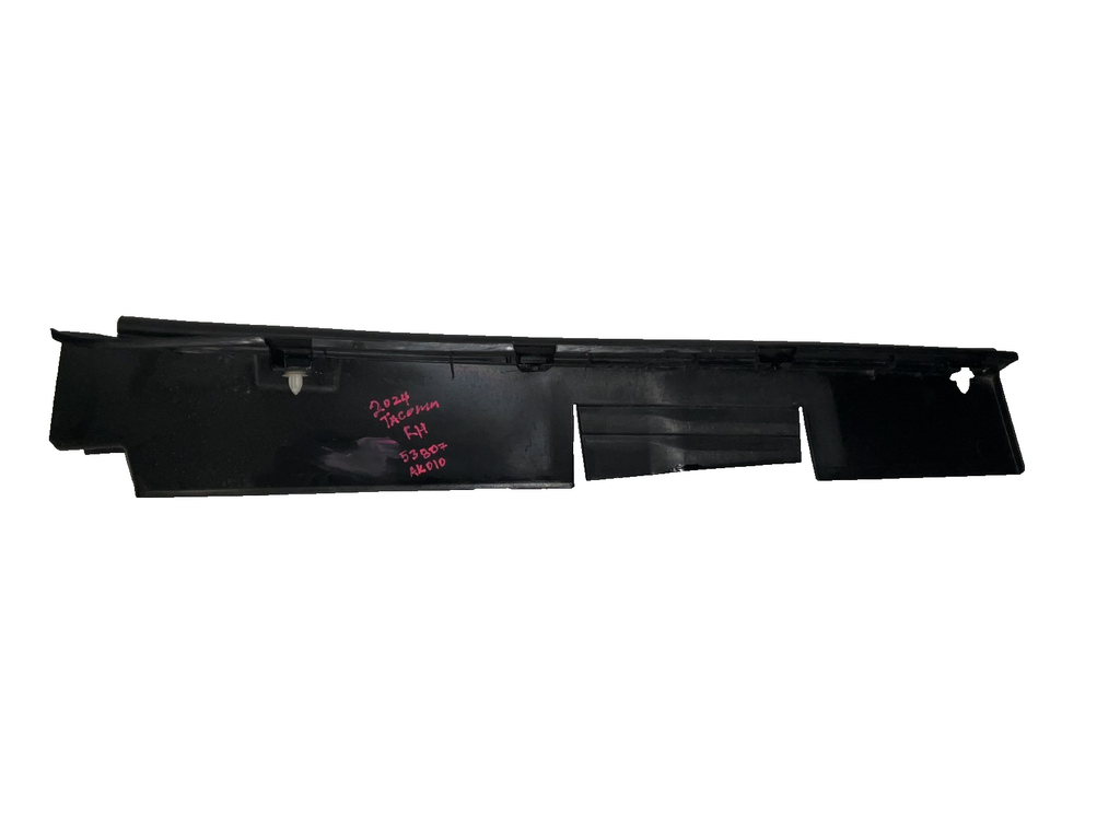 Toyota Tacoma 2024 Toyota 53807AK010 Front right Fender Filler Panel