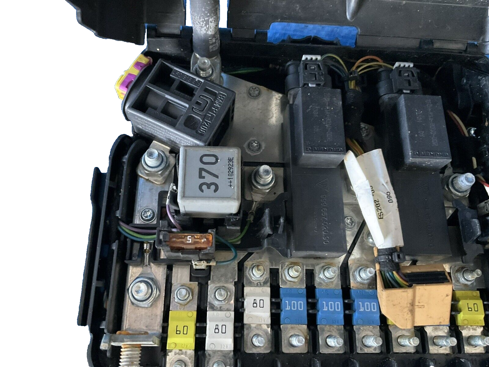 2010-2016 Porsche panamera 970 4.8L power distribrution junction box