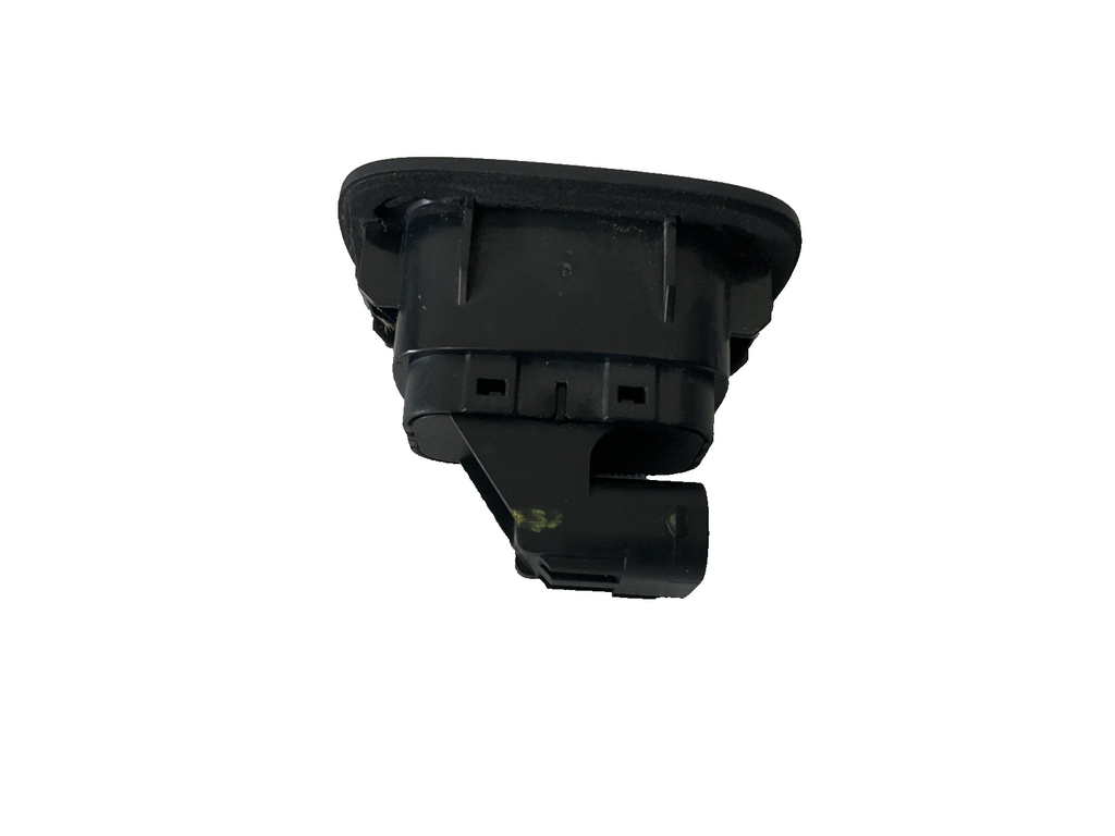 2023-2024 VINFAST VF 8 FRUNK EMERGENCY SWITCH EEP30005702