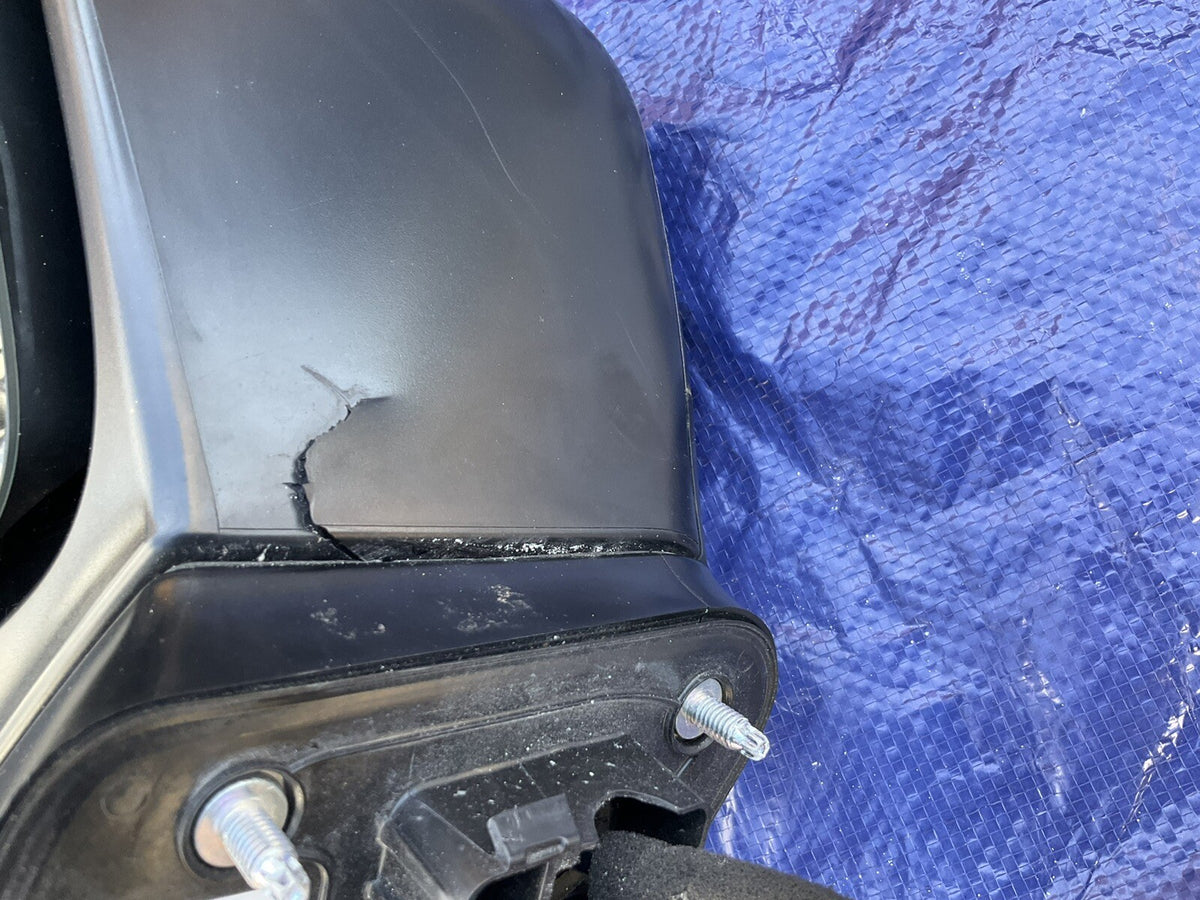 2018-2022 Honda odyssey left driver side view mirror cracked used