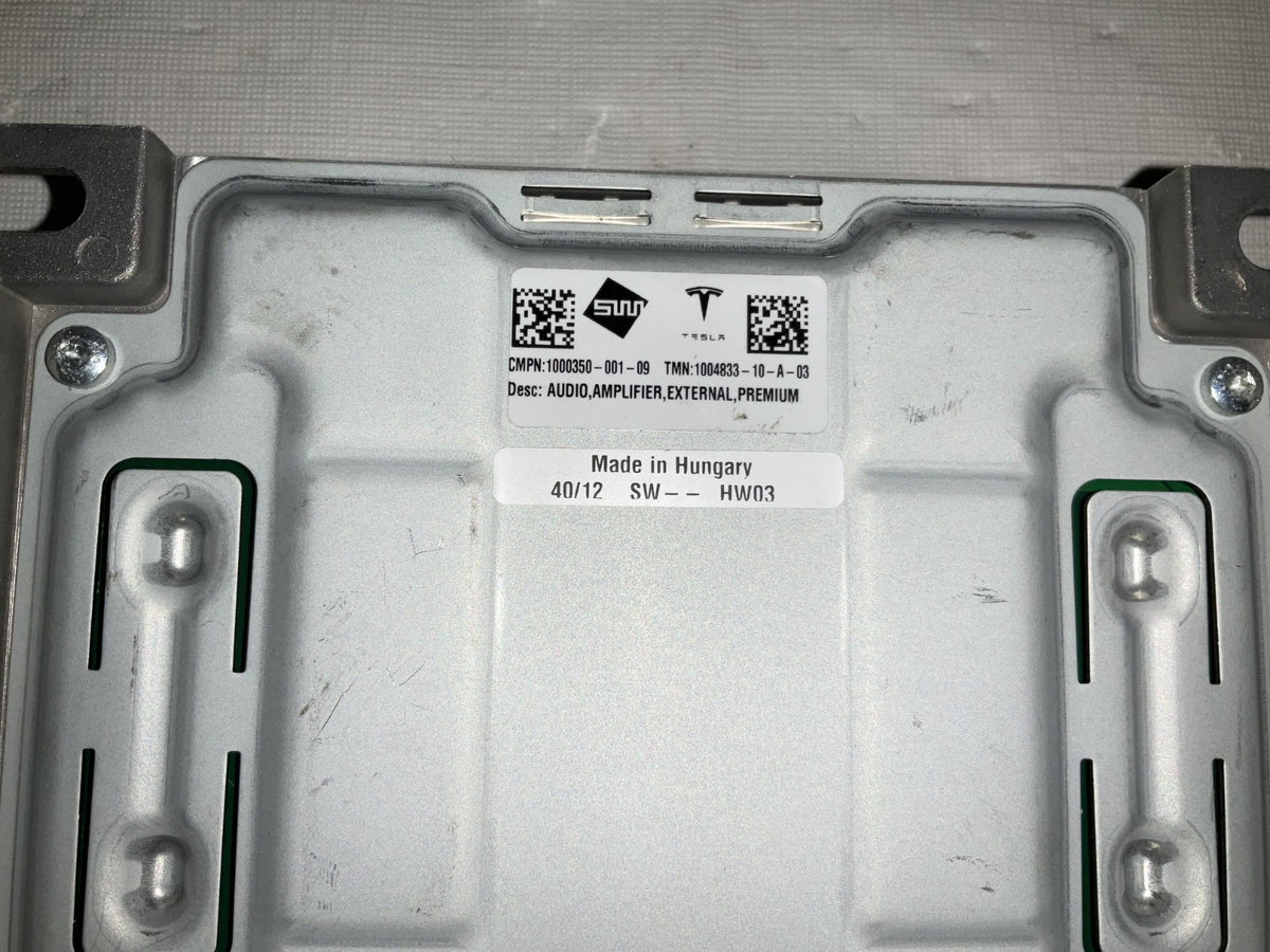 2014 Tesla Model S Amplifier 100483310A03