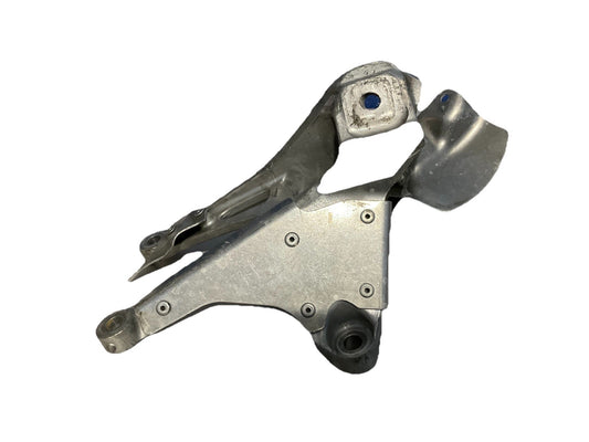 2012-2018 BMW M3 Engine Mount Bracket Support 228420402  Oem