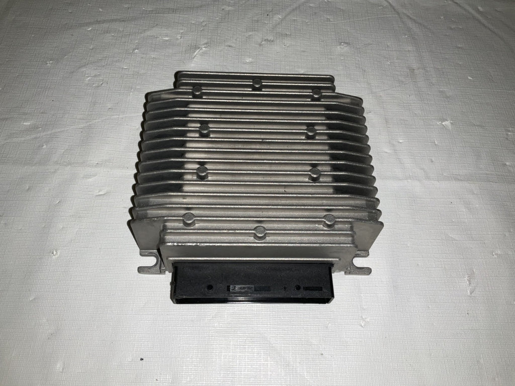 2014 Tesla Model S Amplifier 100483310A03