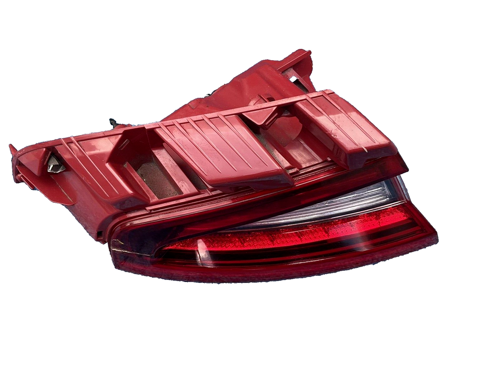 2018 2019 2020 Kia stinger Left Driver Scratch side tail light lamp led