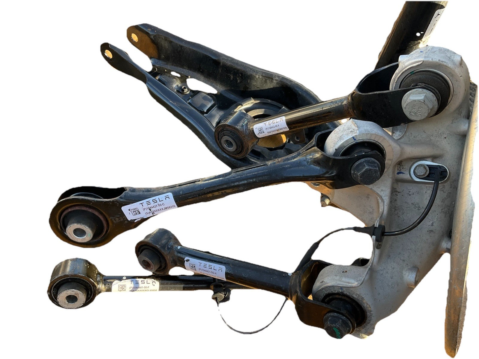 17-23 Tesla Model 3 Rear Left Suspension Knuckle Spindle Lower Arm Complete.