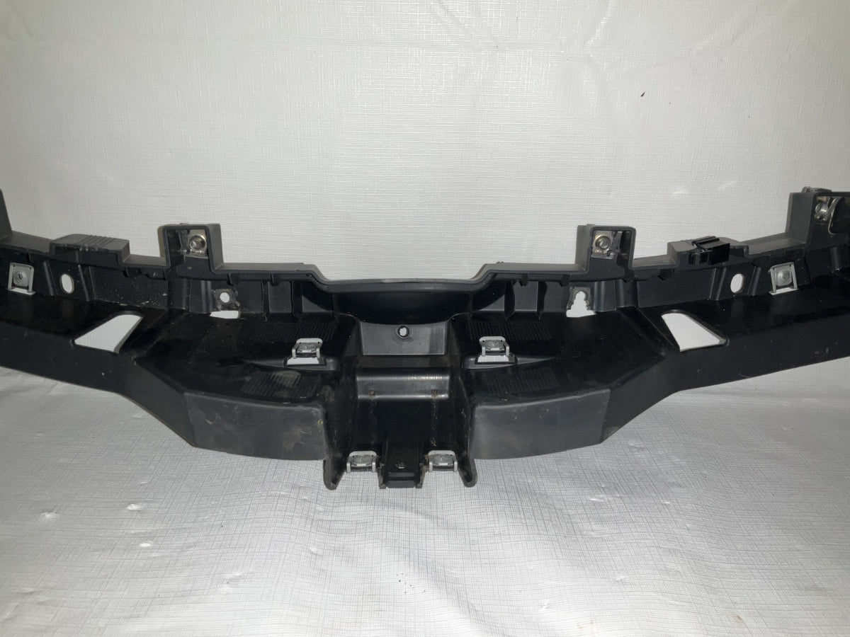 Radiator Support Core Upper retainer bracket 2023-2024 vinfast vf8 oem