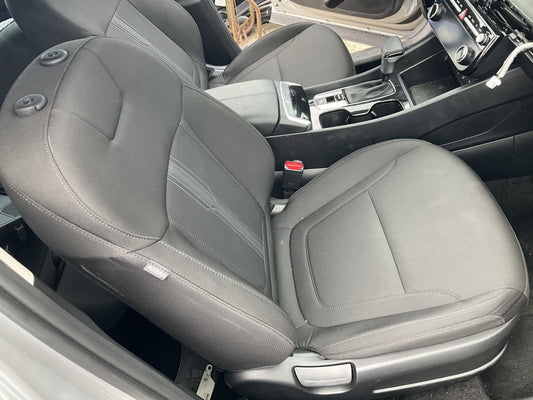 2025 Hyundai Tucson Passenger Seat cloth w/heated manual RH 88200CW030KWE