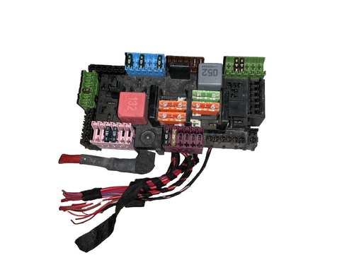 2019 2023 Mercedes C300 W205 Fuse Relay Box Junction Block Module Oem