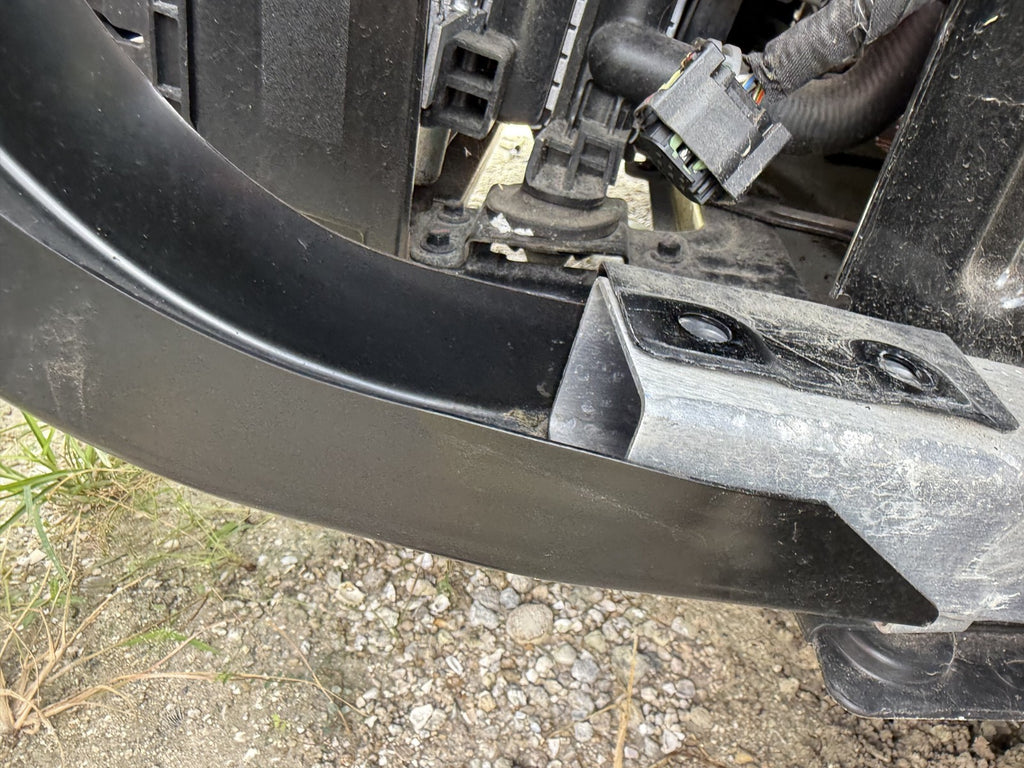 Reinforcement lower left Front Tie Bracket 2023-2024 Vinfast vf8