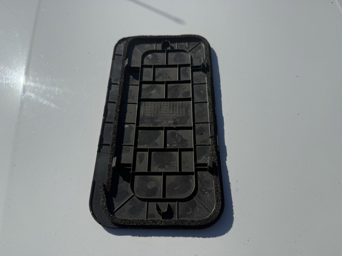Genuine 2023 2024 Vinfast Vf8 Battery Cover Frunk Mounted Oem