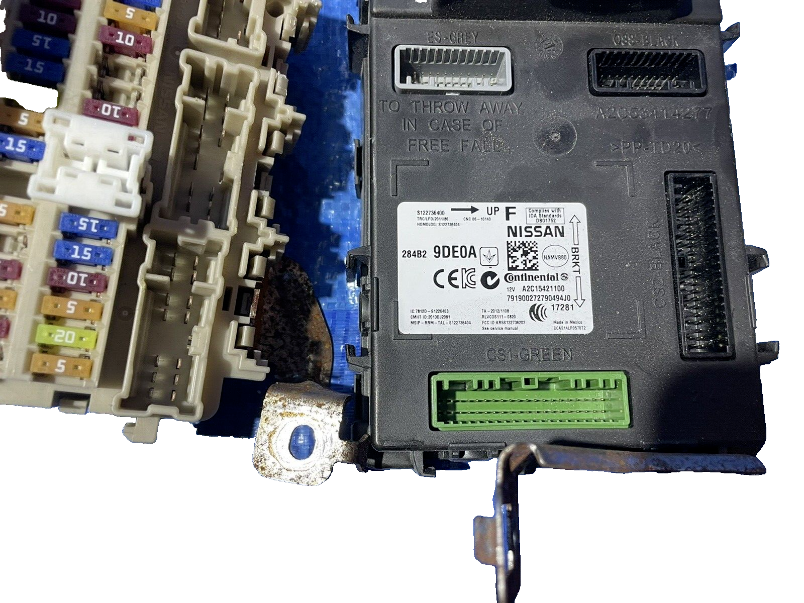 2019 Nissan maxima bcm unit & Interior fuse box oem  284b2-9de0a