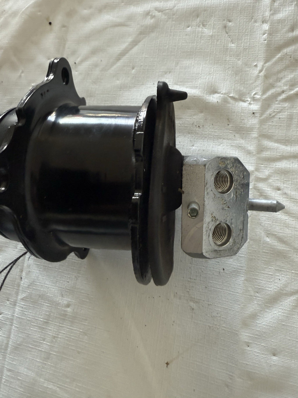 2024 2025 Toyota Tacoma 2.4L Engine Motor Left Mount OEM 12362-F0030