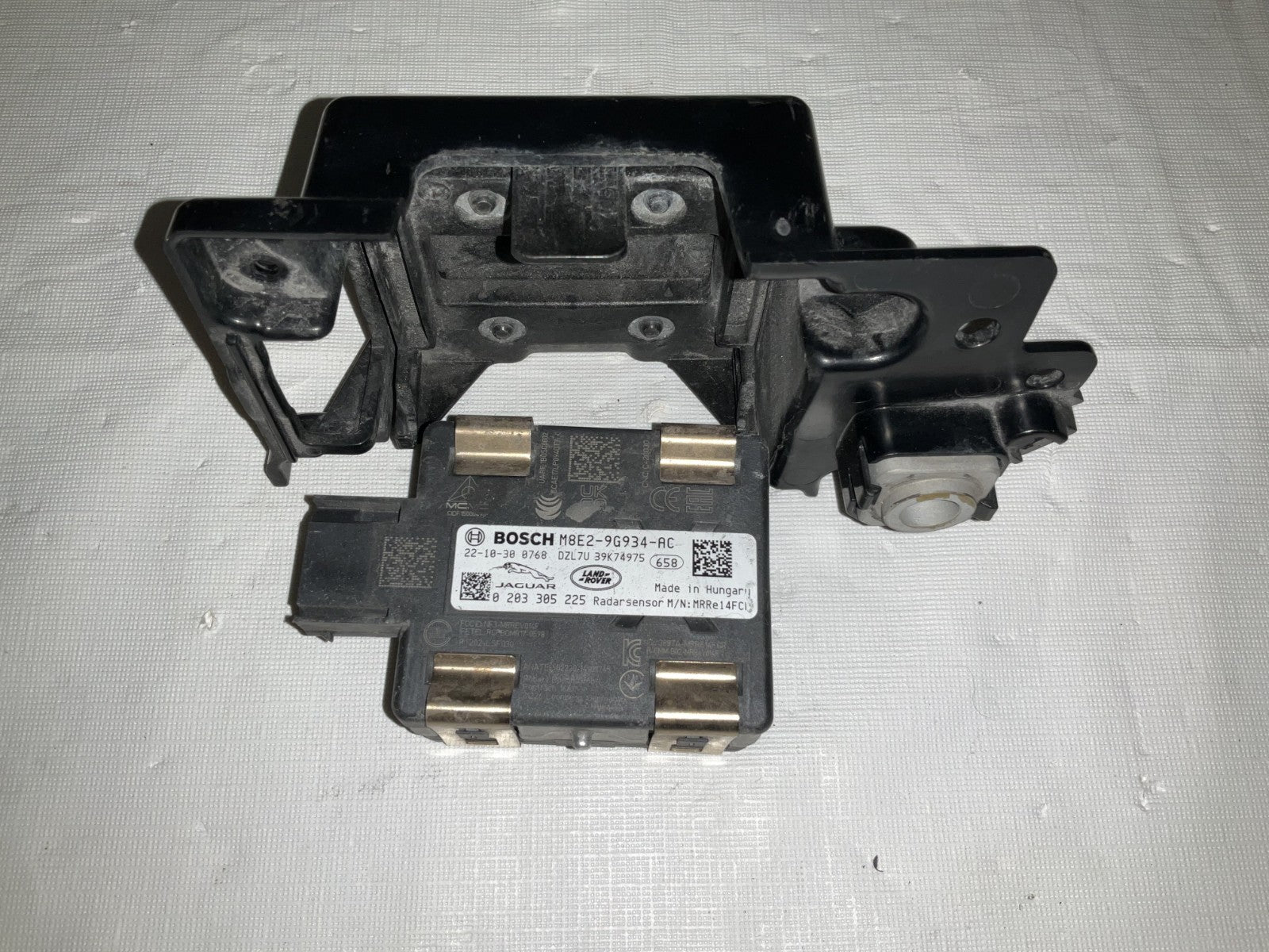 2022 2025 Land Rover Cruise Distance Sensor LR152351 OEM M8E2-9G934-AC