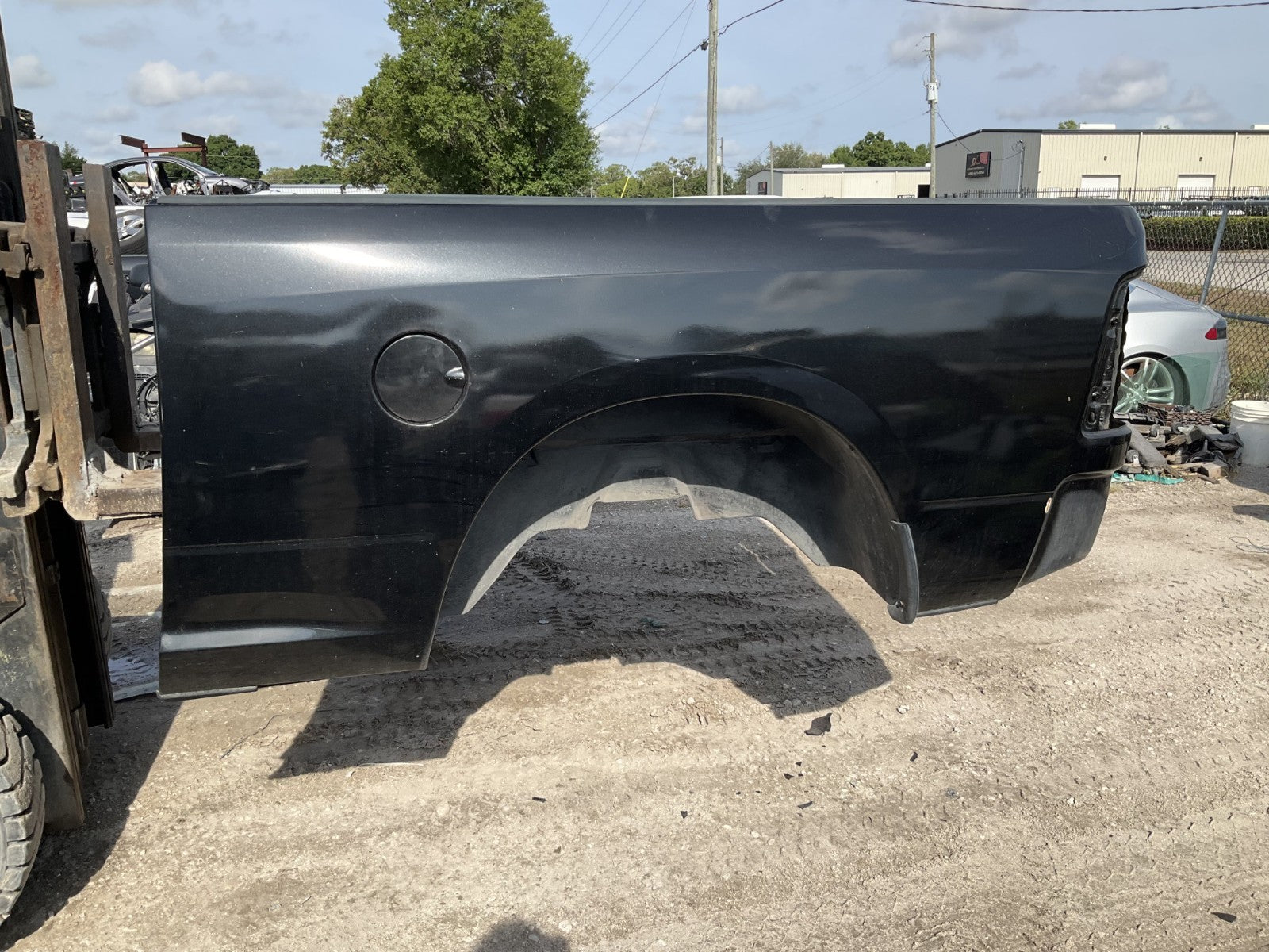 6' 4" Truck Bed 68054863AC Fits 09-23 Ram 1500 Quad Cab oem