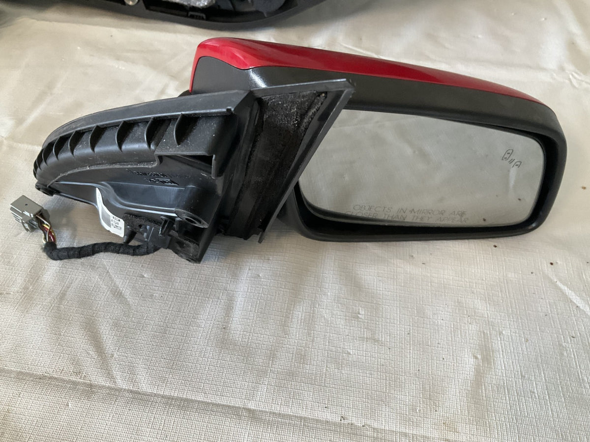 2017 Chevy SS Genuine GM Passenger RH Side Door Mirror 92260424 OEM Red
