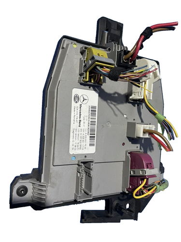 Mercedes 205 C300 C400 Rear Sam Module Control Unit 2059007539