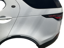 Driver Left Front Door LR080196 Fits 17-20 Discovery no mirror