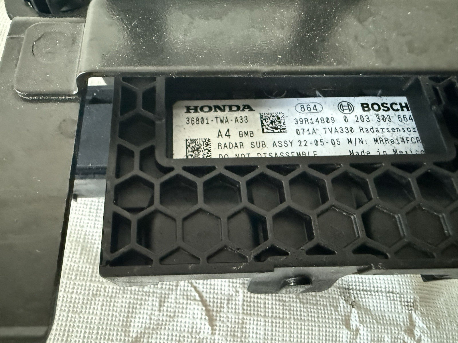 2018-2022 Honda Accord Distance Milliwave Sensor 36803-TVA-A33 Hybrid W/ Cover