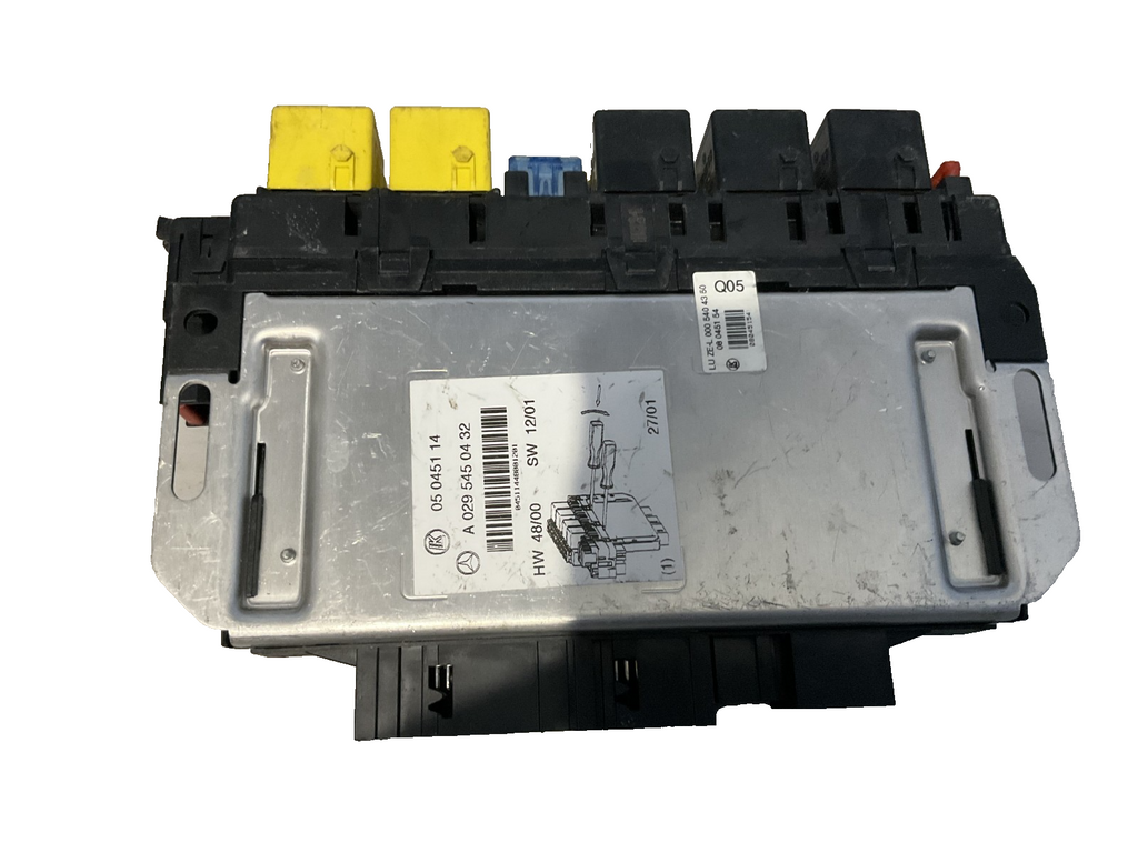 2000-2006 Mercedes W220 S55 AMG CL600 Front SAM Relay Fuse Box 0325458232 OEM
