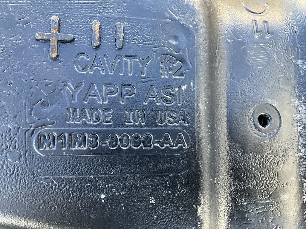 2020 2024 Lincoln aviator ford explorer fuel tank l1m39002ae
