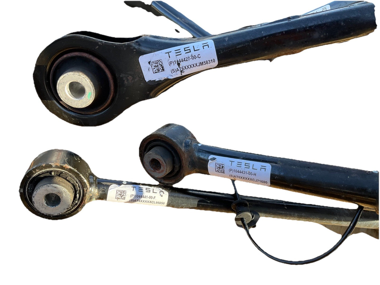 17-23 Tesla Model 3 Rear Left Suspension Knuckle Spindle Lower Arm Complete.