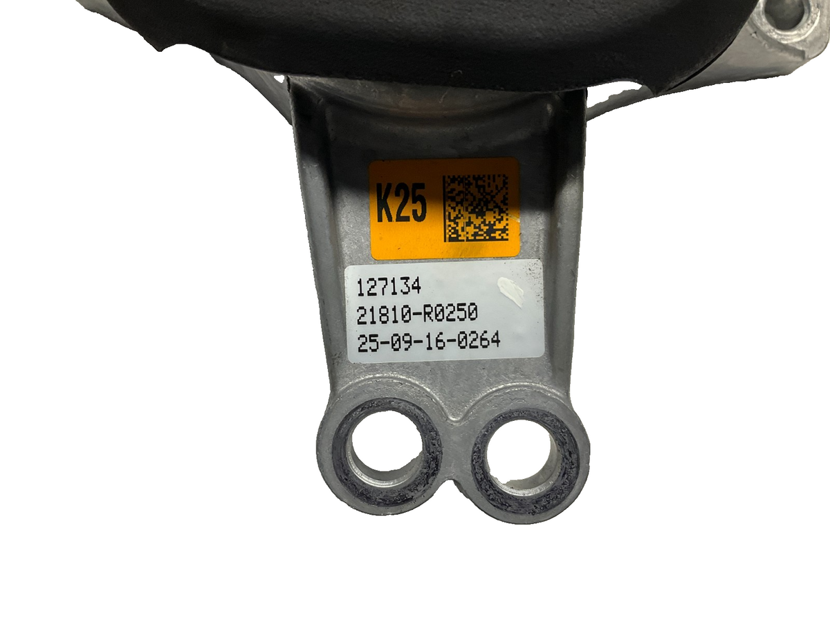 2025 2026 Kia Carnival 1.6L Engine Motor Mount Backet Support 21810R0250