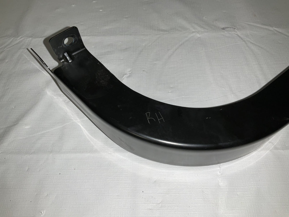 Reinforcement lower right Front Tie Bracket 2023-2024 Vinfast vf8