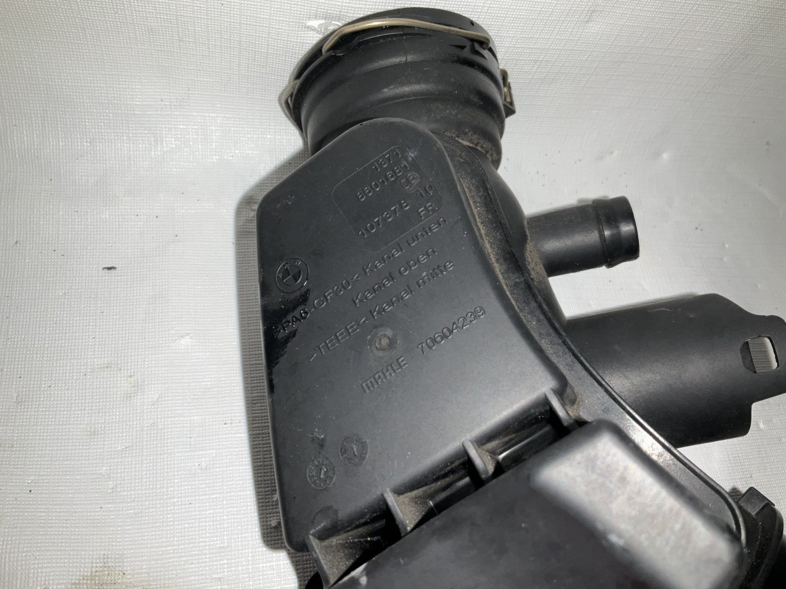 2017-2021 BMW 230I F23 Engine Air Clearner Intake Filter Tubing OEM 70604496