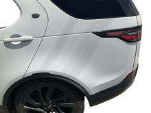 Driver Left Front Door LR080196 Fits 17-20 Discovery no mirror