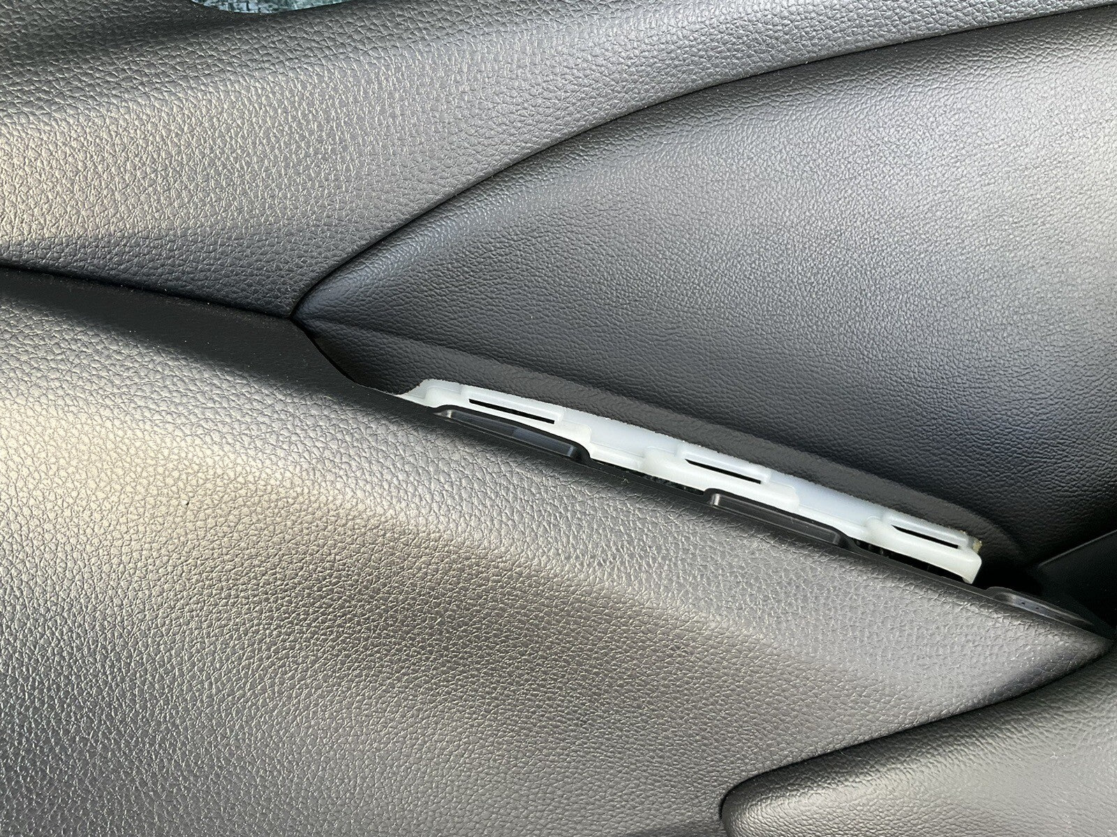 2018 Honda accor rear right interior door trim panel cover oem 83700tvaa01 