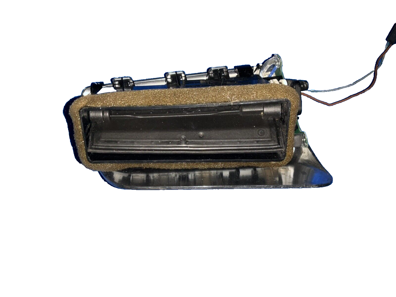 2010-2016 Porsche panamera 970 passenger right b pillar vent 970.555.351.01