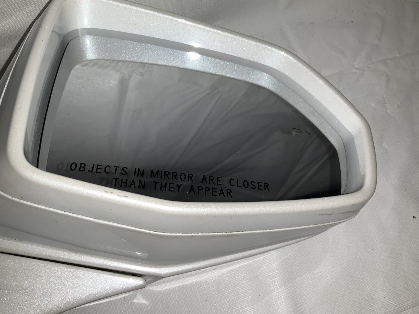 2017-2019 Cadillac XT5 RH Passenger Door Mirror Side View 84810955 OEM
