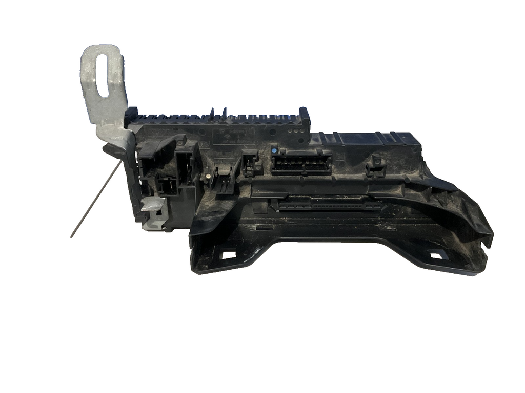 1670658 0-1670658-1 Mercedes C W204 E W212 Fuse Box Relay Box E63