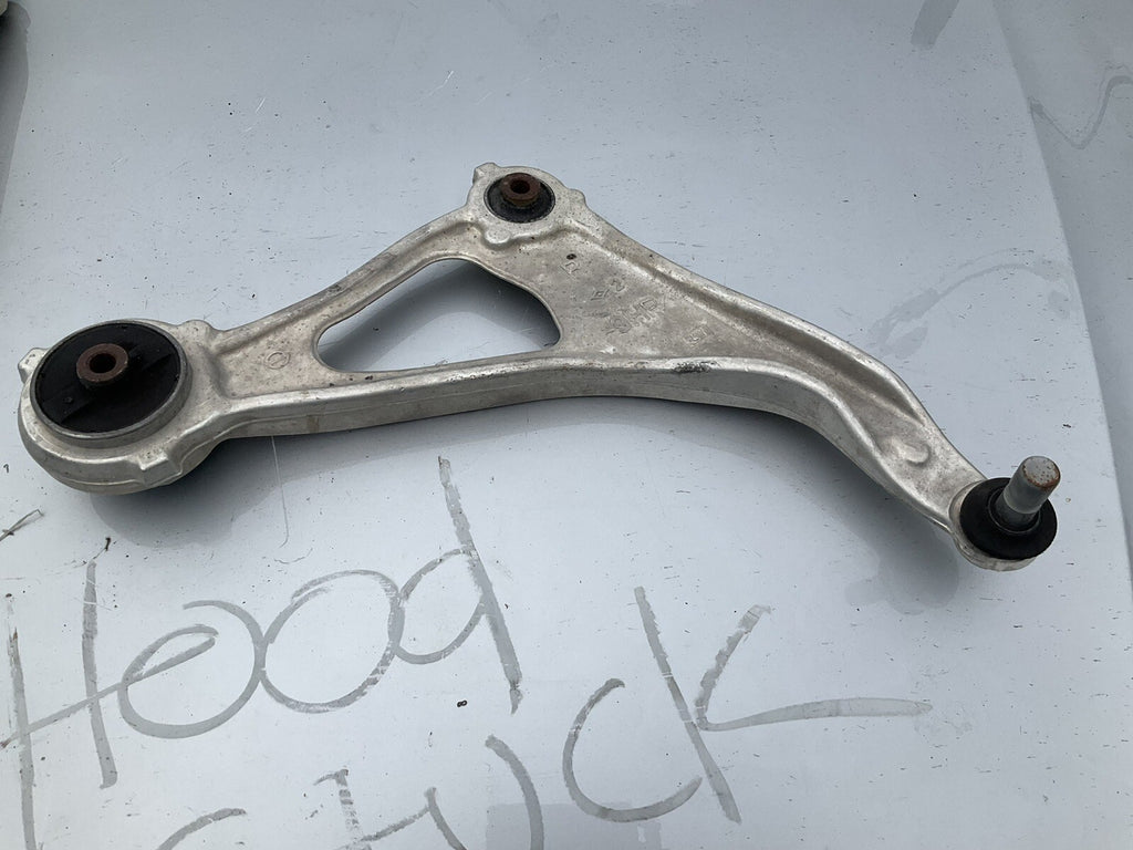 Front Right Lower Suspension Control Arm for Nissan Altima 2019-2020 2.0L 2.5L
