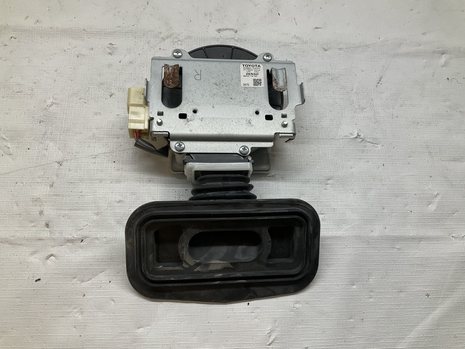 2015-2022 Lexus RC350 Seat Fan Blower Motor Front Right Passenger 85860-33020