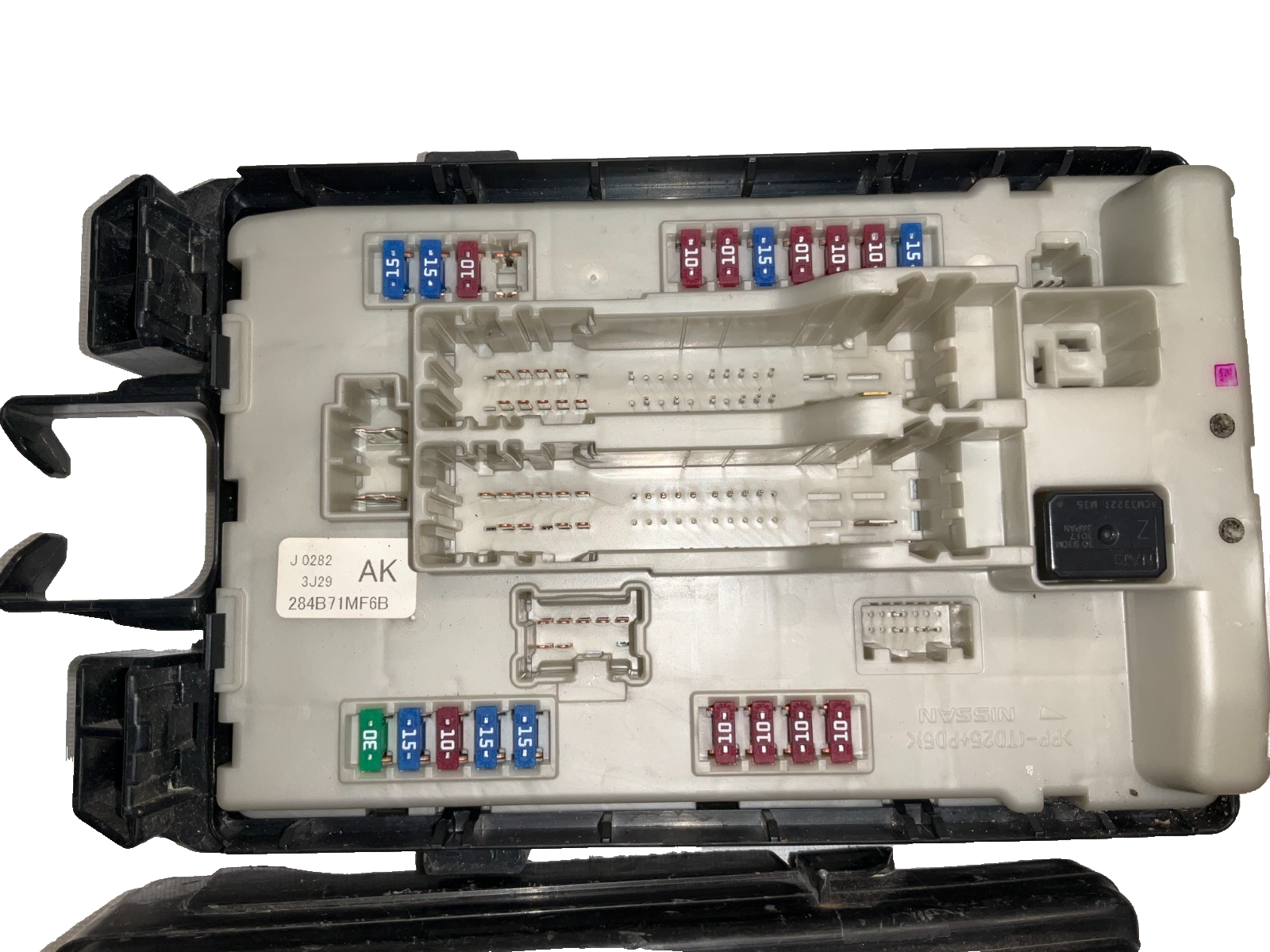 2011-2015 Infiniti M37 IPDM Fuse Box Relay Module Assembly 284B7-1MF6B