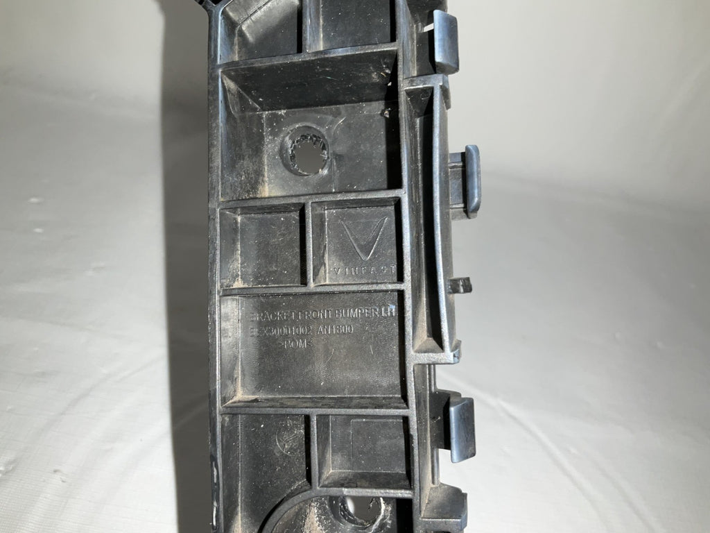 OEM 23 24 Vinfast Front Bumper Bracket Left BEX30001002 Driver
