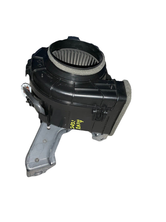 2019 2023 2024 Toyota RAV4 Hybrid Heater Blower Fan OEM G9230-33050