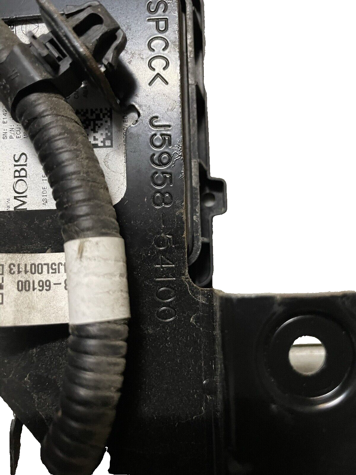 2018 - 2020 Kia stinger rear left blind spot detector sensor 95811-j5001