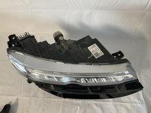 2023 2024 2025 Vinfast VF8 Led Headlamp Rh Right Passenger Side BEX30025055 OEM
