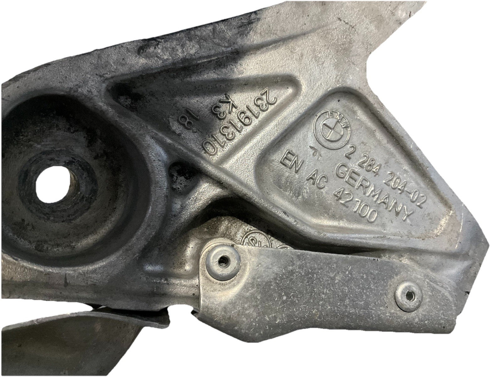 2012-2018 BMW M3 Engine Mount Bracket Support 228420402  Oem