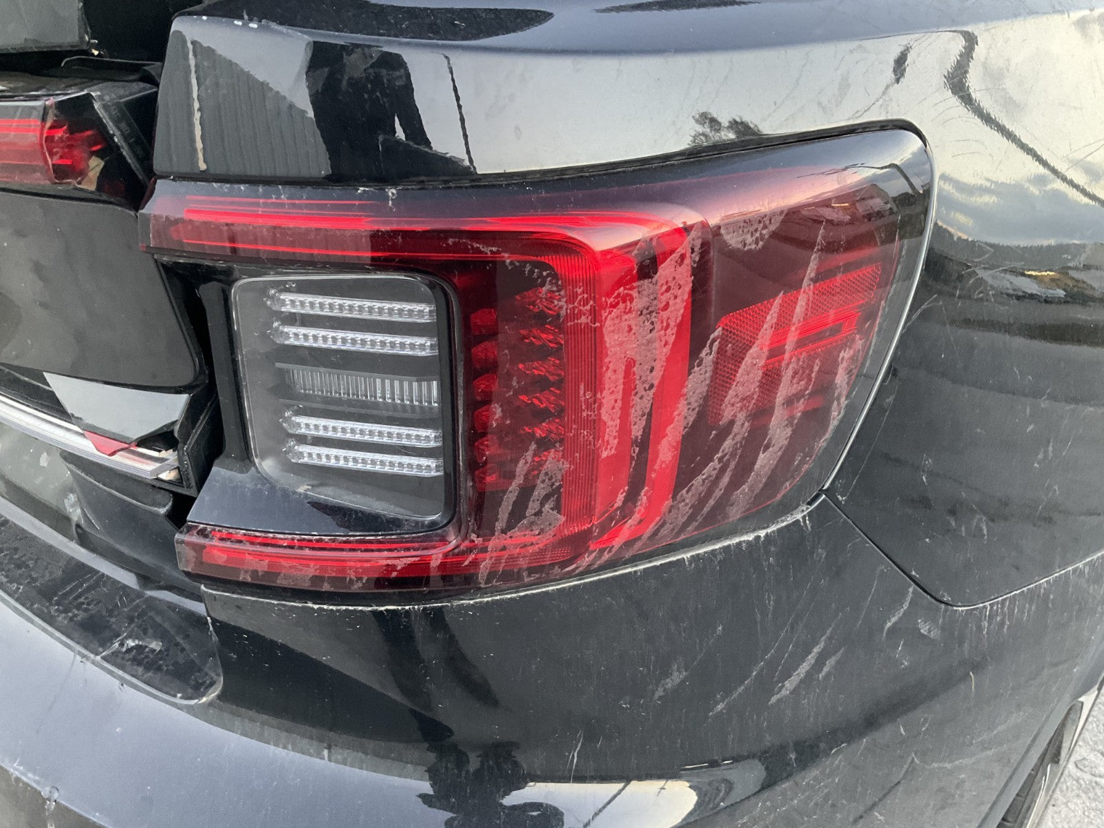 2021-2024 Polestar 2 Rear Right Quarter Panel Outer LED Tail Light 31108943