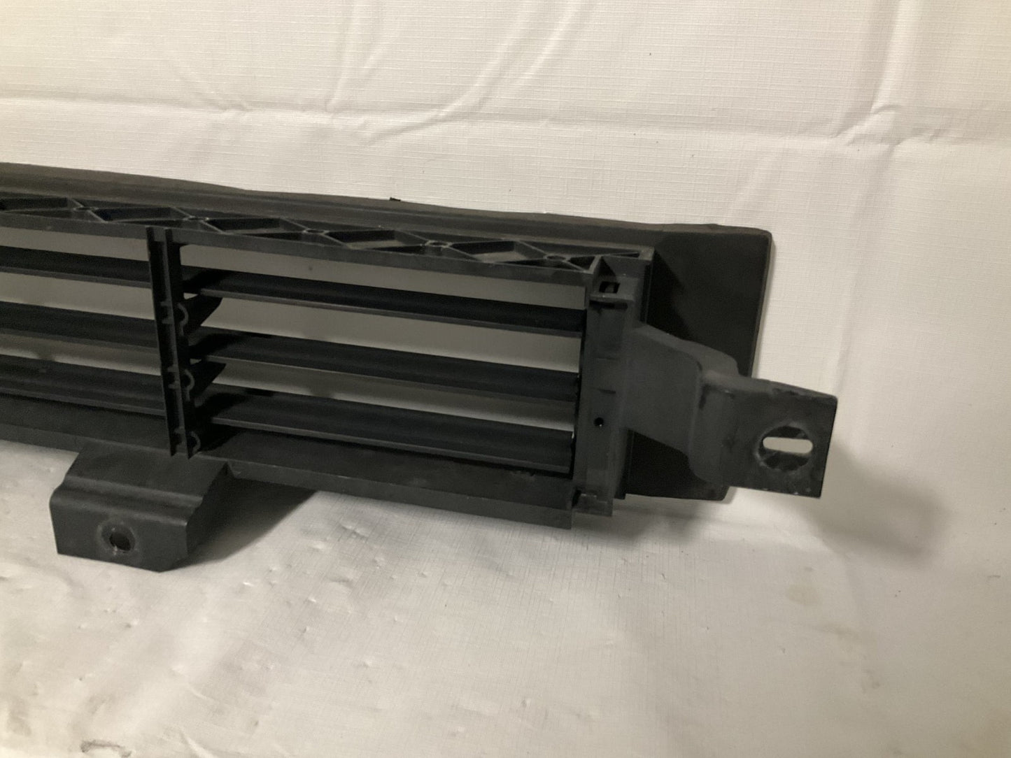 OEM 2019-2020 Nissan Altima Lower Grille Radiator air shutter 62330-6CA0C OEM