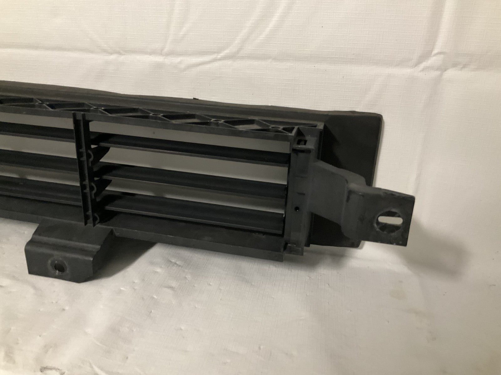 OEM 2019-2020 Nissan Altima Lower Grille Radiator air shutter 62330-6CA0C OEM