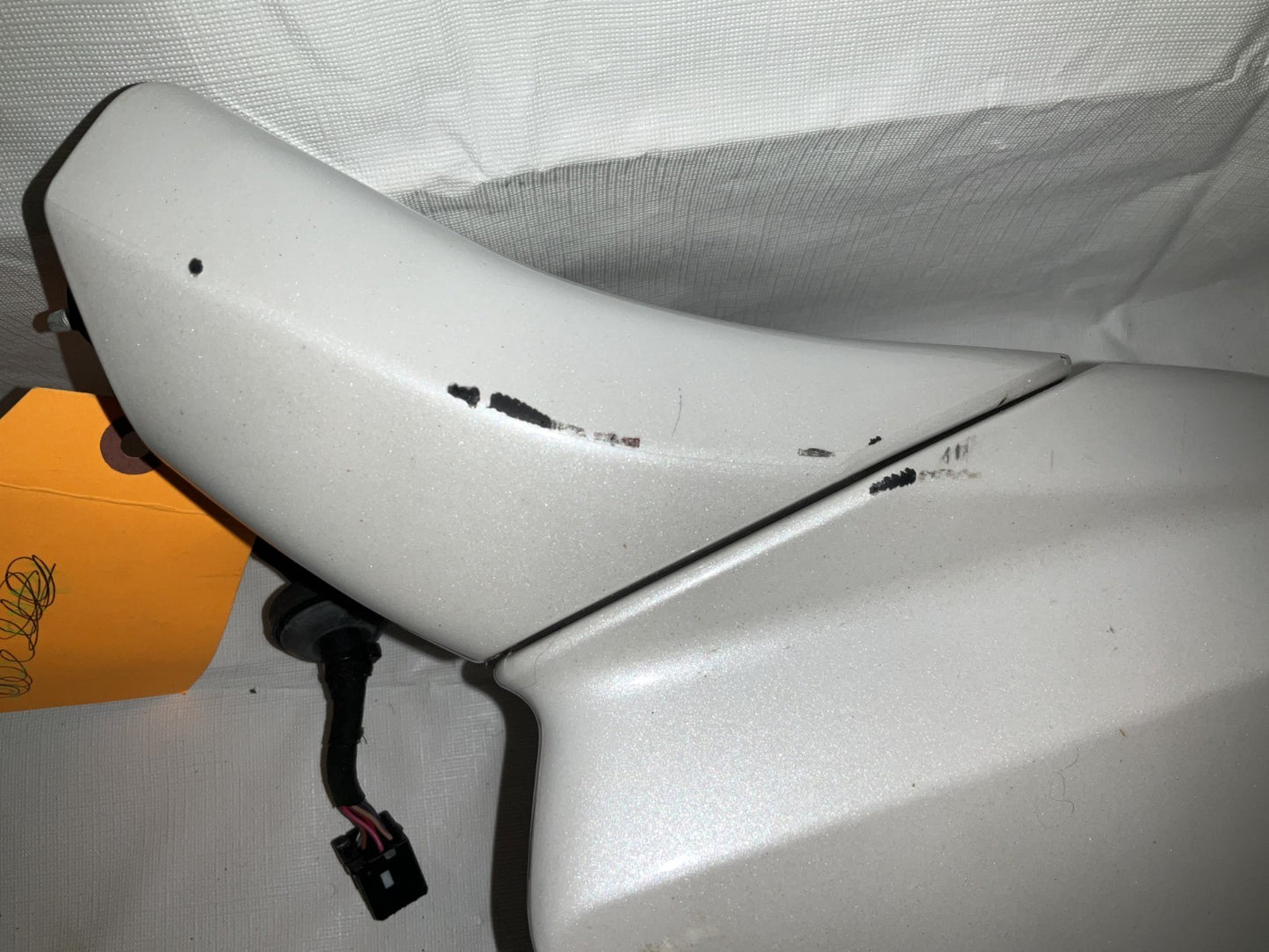 2017-2019 Cadillac XT5 RH Passenger Door Mirror Side View 84810955 OEM