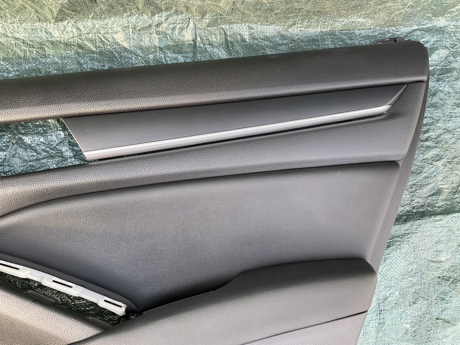 2018 Honda accor rear right interior door trim panel cover oem 83700tvaa01