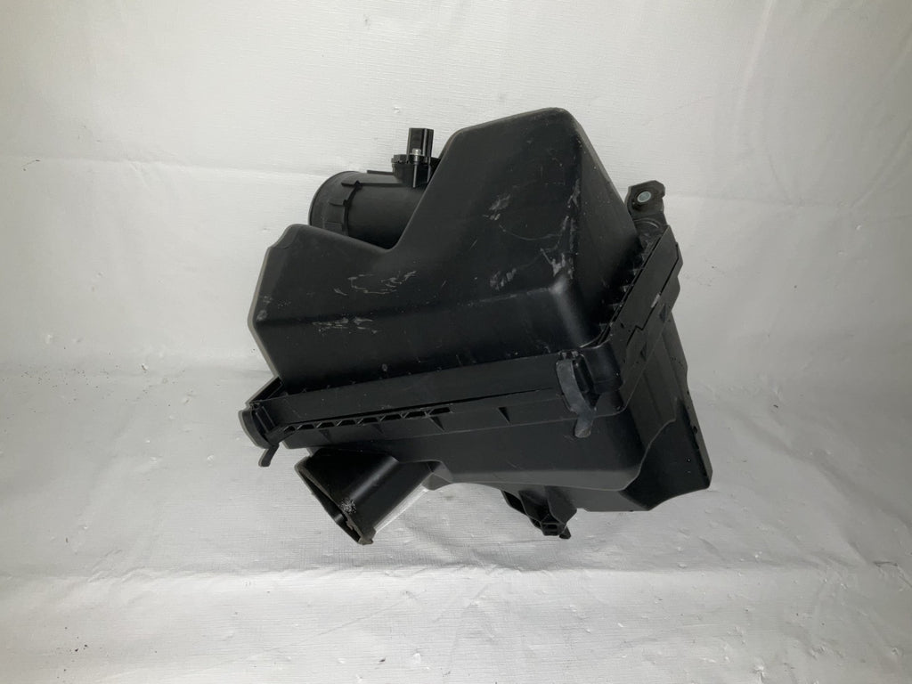 2024 Nissan Murano Air Intake Cleaner Filter Box Housing OEM 16500-3JA0C