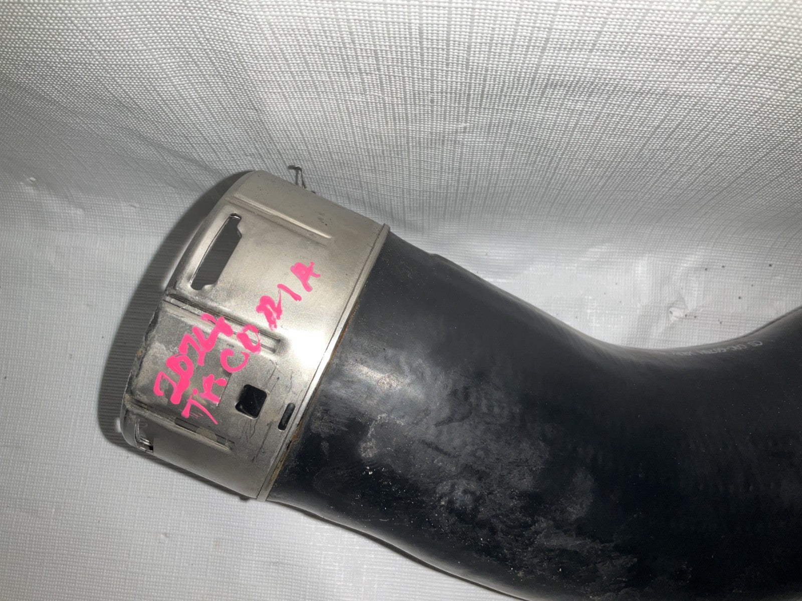 Air intercooler hose Driver oem 2024 Toyota Tacoma 2.4l 17342-AK011