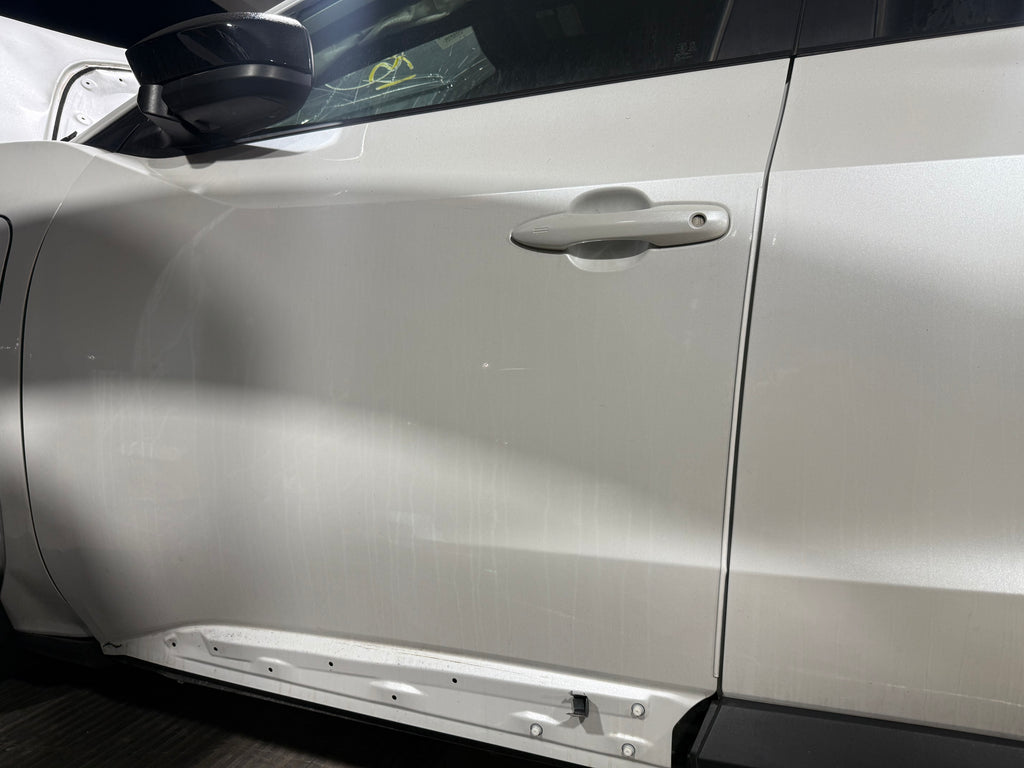 2024-2025 Toyota BZ4 Subaru Solterra Front Driver Door LH Assembly 67002-42220